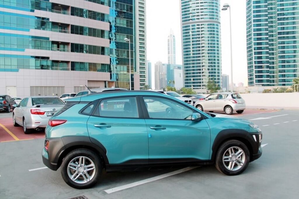 Rent-a-2020-Hyundai-Kona-in-Dubai-3.jpg