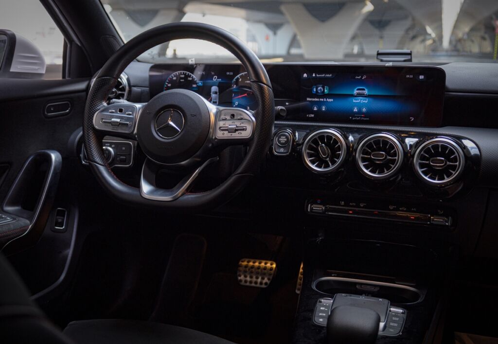 Mercedes Benz A250 2022 (9)
