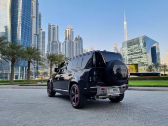 Land-Rover-Defender-V6-2023-in-Dubai-4-1.jpg