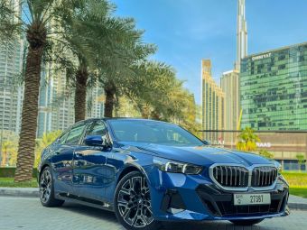 Rent BMW 520i 2024 in Dubai (10)