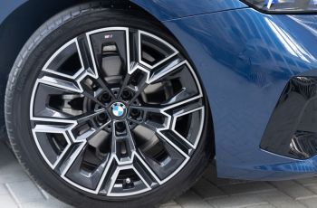 Rent BMW 520i 2024 in Dubai (2)