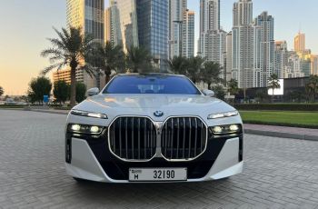 Rent-BMW-735i-2023-in-Dubai-2.jpeg