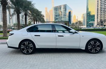 Rent-BMW-735i-2023-in-Dubai-8.jpeg